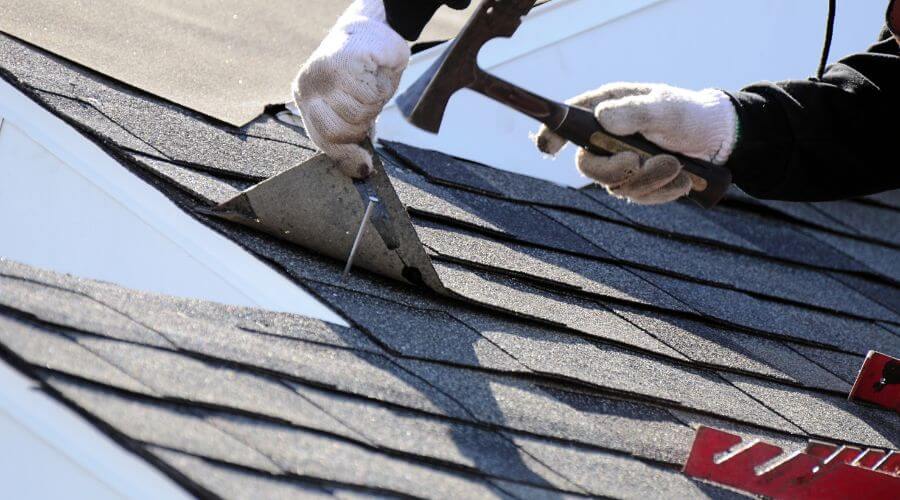 Professional gutter cleaning in Bickmore, WV